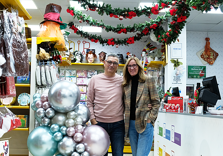 Una visita a las últimas tiendas de disfraces de Granada